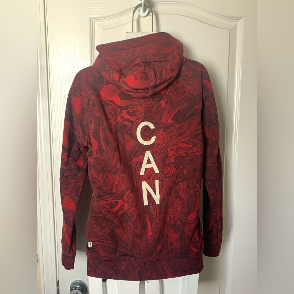 Lululemon Olympic Red Patterned Hoodie - Picture 2 of 5